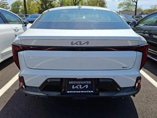 Snow White Pearl 2025 Kia K4 GT-Line Turbo