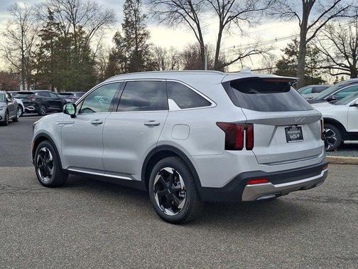 2025 Kia Sorento Hybrid EX