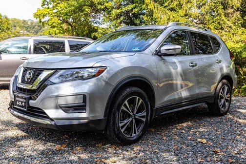 2020 Nissan Rogue SV