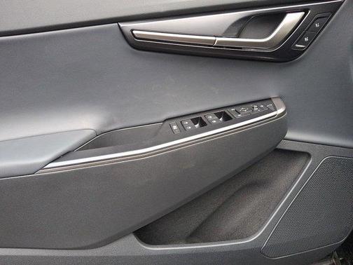 2025 Kia EV6 Wind