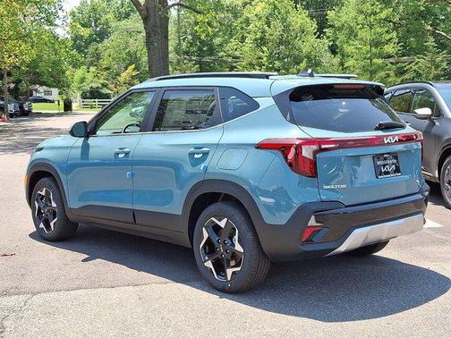 2025 Kia Seltos EX