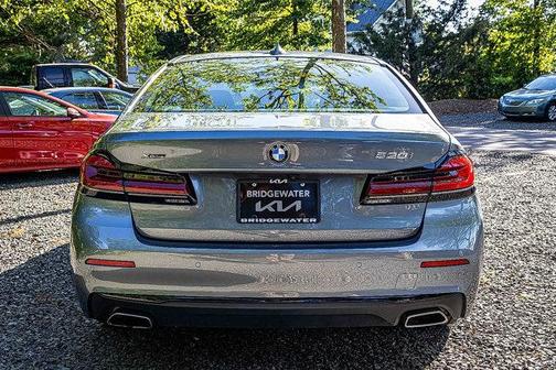2022 BMW 530 i xDrive