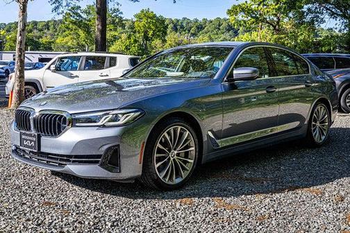 2022 BMW 530 i xDrive