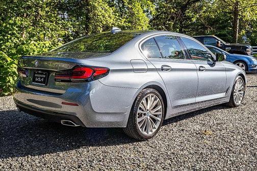 2022 BMW 530 i xDrive