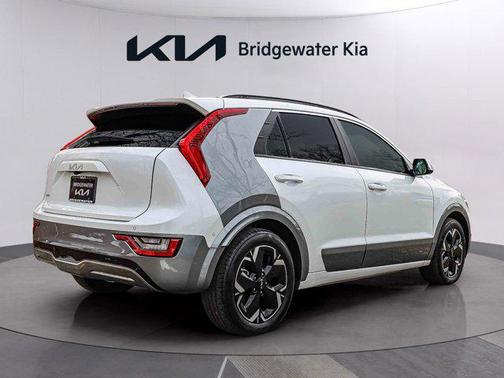 2023 Kia Niro EV Wave