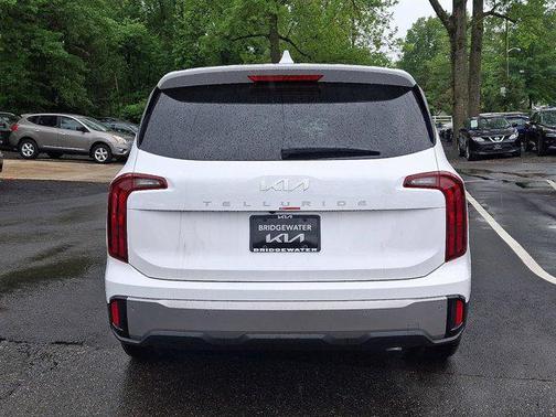 2025 Kia Telluride LX
