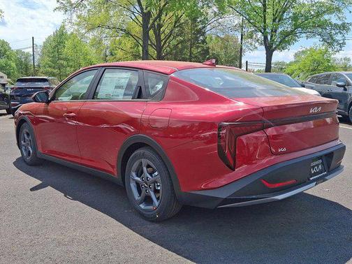 2025 Kia K4 LXS