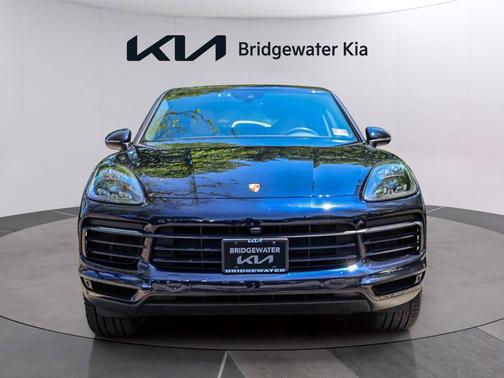 Black 2020 Porsche Cayenne Cayenne