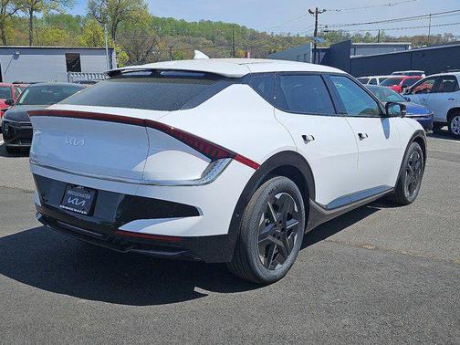 2025 Kia EV6 Wind