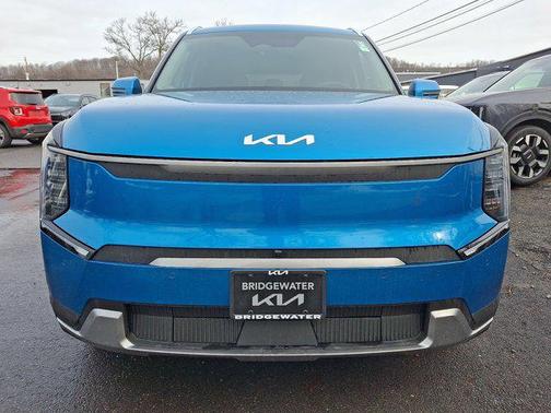 2026 Kia EV9 Wind