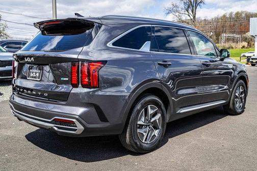2022 Kia Sorento Hybrid S