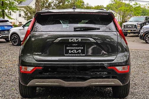 Interstellar Gray 2025 Kia Niro EV Wind