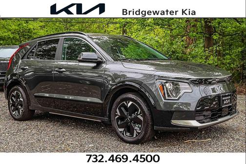 Interstellar Gray 2025 Kia Niro EV Wind