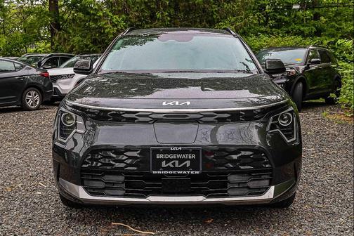 Interstellar Gray 2025 Kia Niro EV Wind