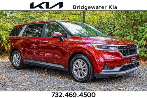 2022 Kia Carnival LXS