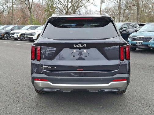 2025 Kia Sorento S