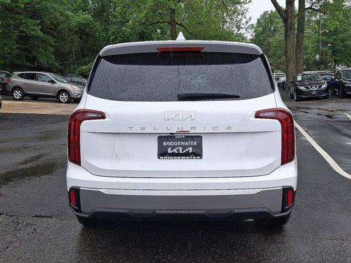 2025 Kia Telluride LX