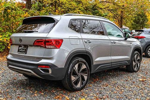 2024 Volkswagen Taos SE