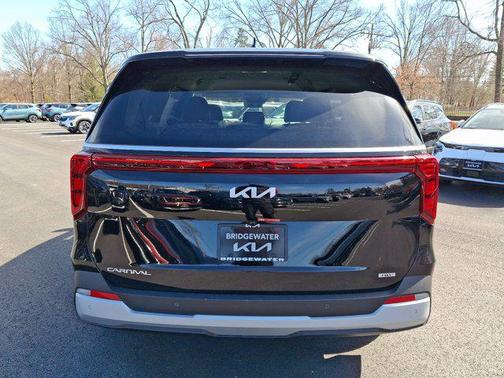 2025 Kia Carnival Hybrid LXS