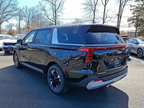 2025 Kia Carnival Hybrid LXS