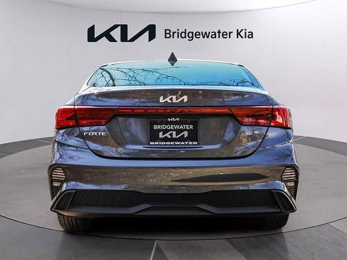 Gravity Gray 2023 Kia Forte LXS