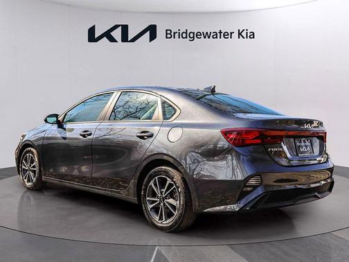 Gravity Gray 2023 Kia Forte LXS