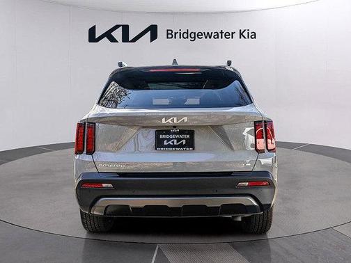 Wolf Gray 2023 Kia Sorento EX