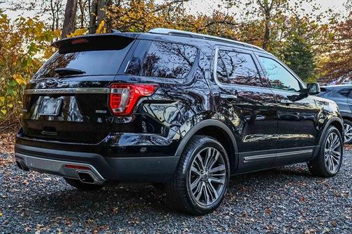 2017 Ford Explorer Platinum