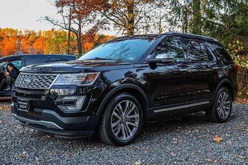 2017 Ford Explorer Platinum