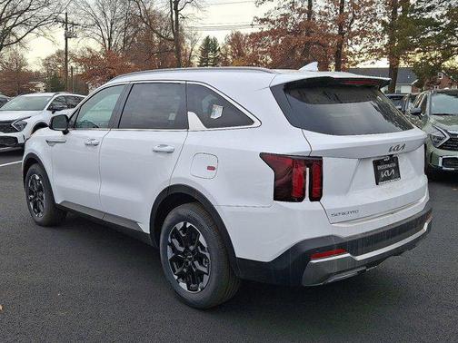 2025 Kia Sorento S