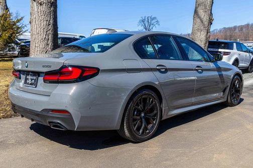 2022 BMW 530 i xDrive