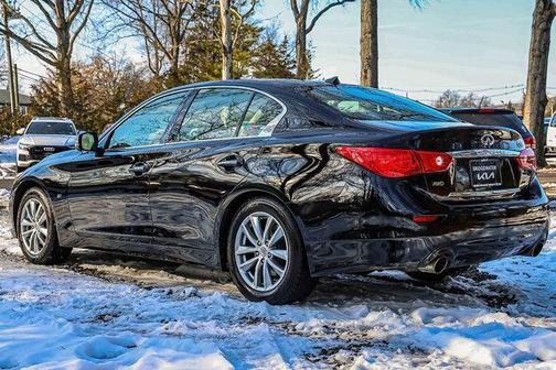 2015 INFINITI Q50 Premium