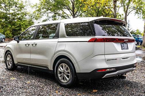 2022 Kia Carnival LXS