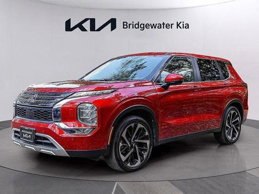 2024 Mitsubishi Outlander 