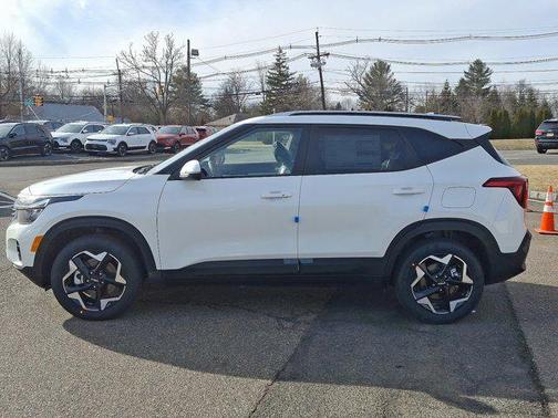 2025 Kia Seltos S