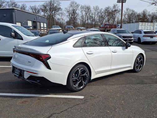 2025 Kia K5 GT-Line