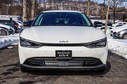 2024 Kia EV6 Wind