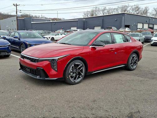 2025 Kia K4 GT-Line