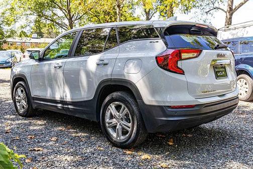 2022 GMC Terrain SLE