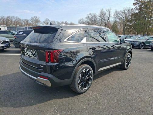 2025 Kia Sorento EX