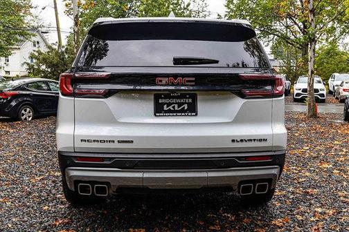 2024 GMC Acadia AWD Elevation