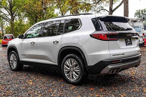 2024 GMC Acadia AWD Elevation