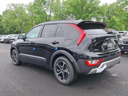 2025 Kia Niro EX