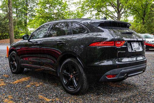 2018 Jaguar F-PACE 35t R-Sport