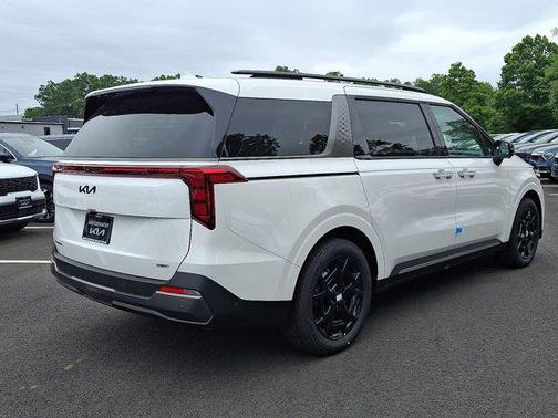 2025 Kia Carnival Hybrid SX