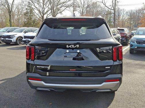 2025 Kia Sorento S