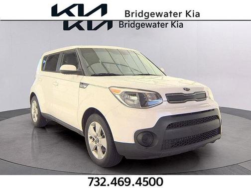 Clear White 2017 Kia Soul Base