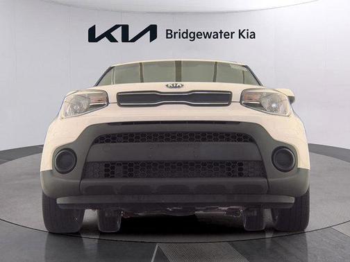 Clear White 2017 Kia Soul Base