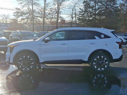 2025 Kia Sorento EX