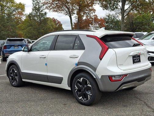 2025 Kia Niro EV Wave